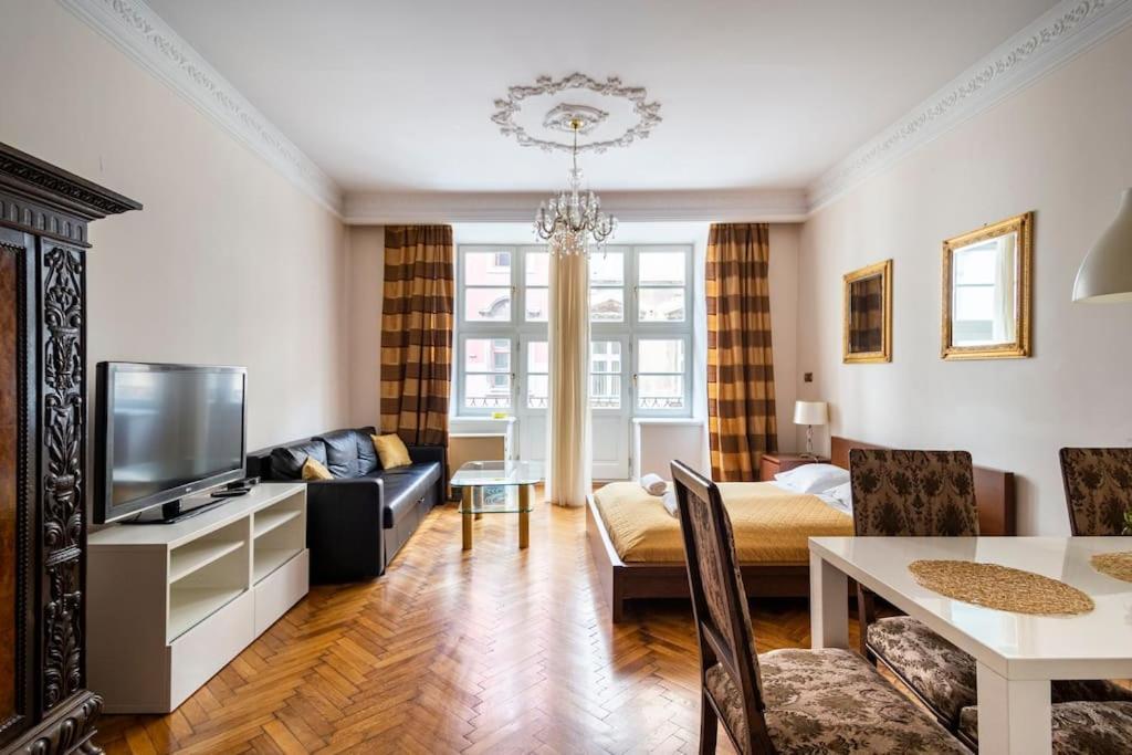 Apartament Floriańska Glamour *